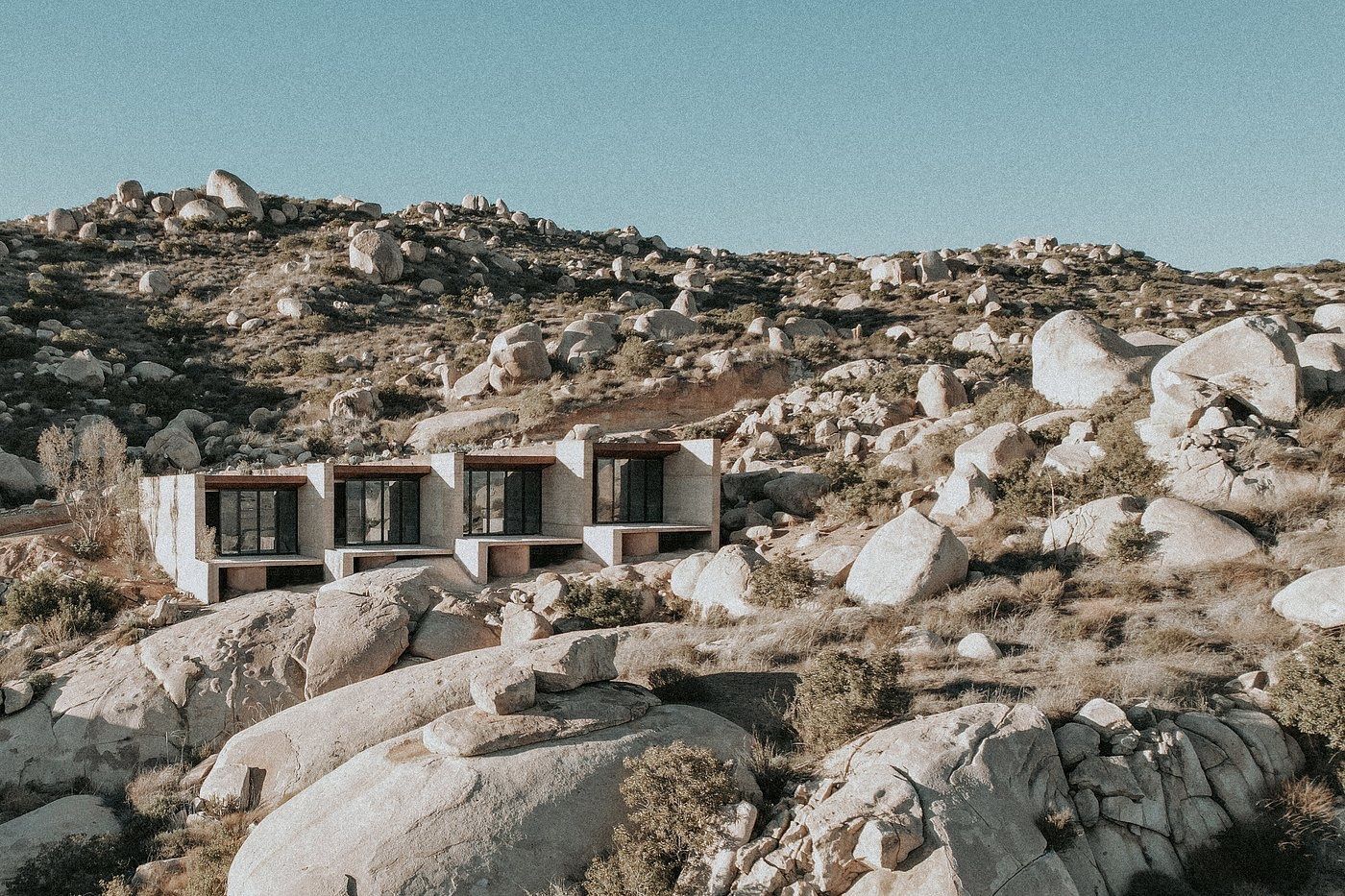 Hillside suites among the boulders of Valle de Guadalupe